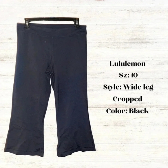 Lululemon Sz: 10 Style: Wide Leg Cropped Color: Black - Picture 1 of 3